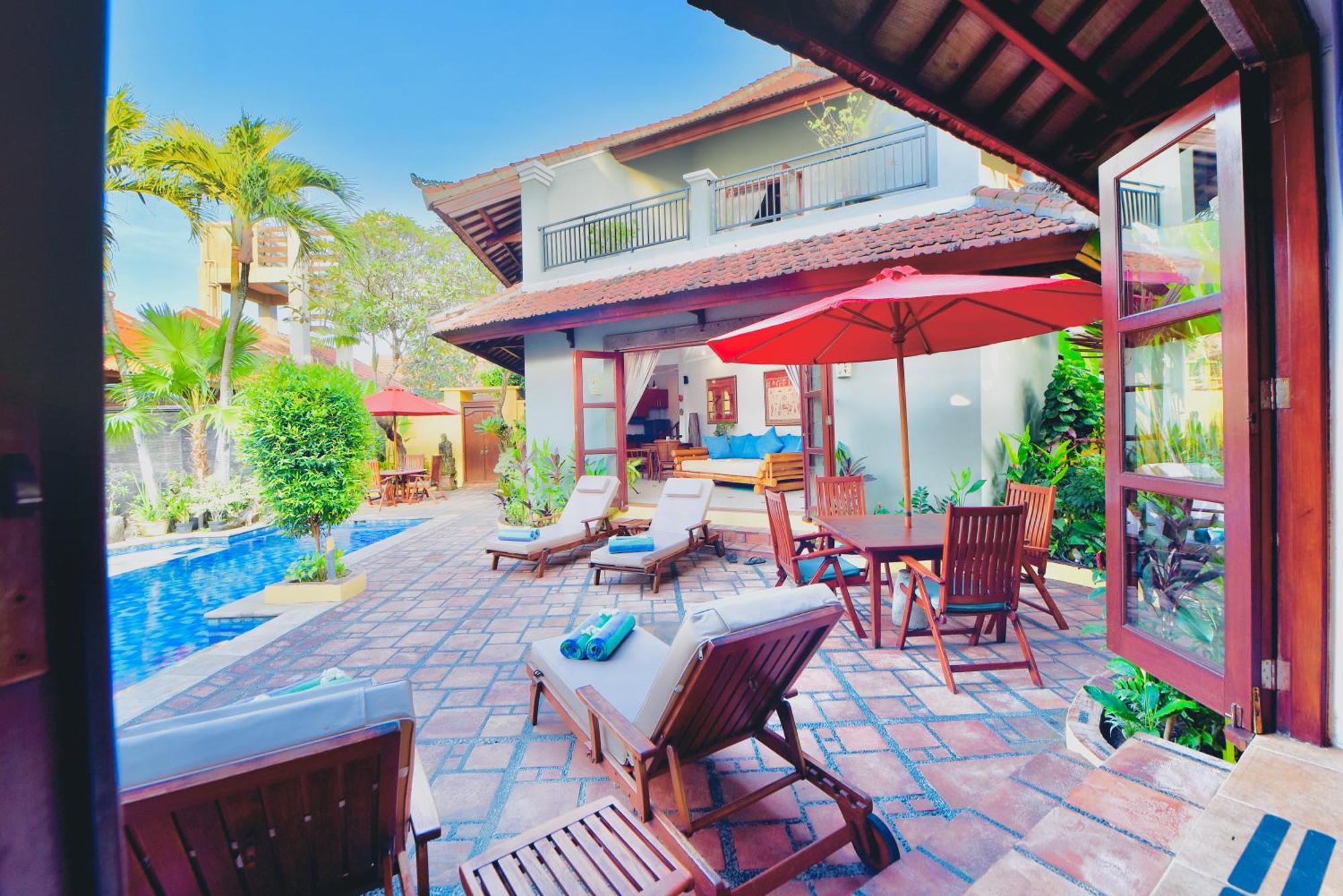Villa Naga Maya Legian Exterior foto
